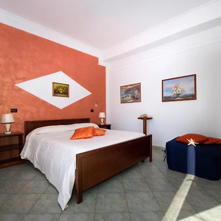 H.h.le Palme Nocleg ze śniadaniem 2*