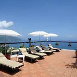 Bed & Breakfast H.h.le Palme 2*