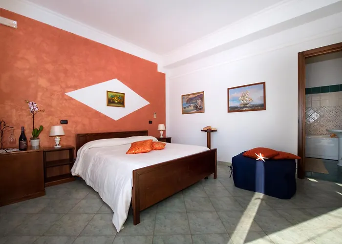 H.h.le Palme Bed & Breakfast 2*