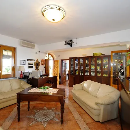 H.h.le Palme Bed & Breakfast 2*
