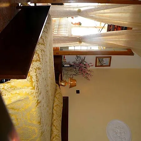 H.h.le Palme Bed & Breakfast 2*