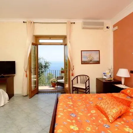Bed & Breakfast H.h.le Palme Amalfi