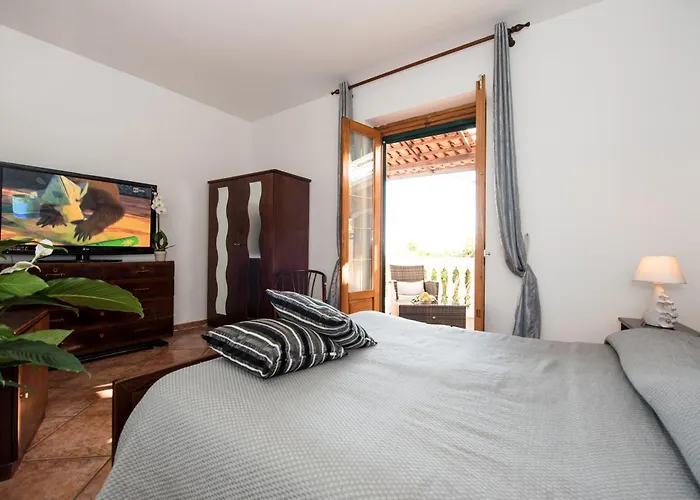 H.h.le Palme Bed & Breakfast 2*