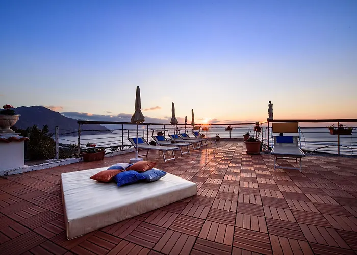 Bed & Breakfast H.h.le Palme Amalfi